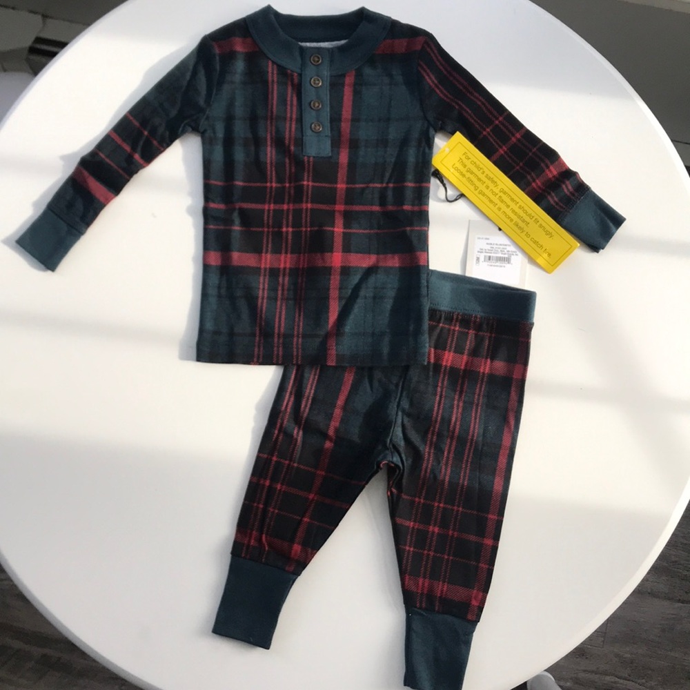 NWT 12M Plaid Holiday Pajamas